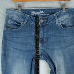 Wrangler  Jeans Womens 11/32 Blue Denim Mid RIse Straight Leg Western Stretch Photo 5