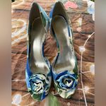 Bloom Vibrant Blue and Green Floral Heels Size 9 Photo 1