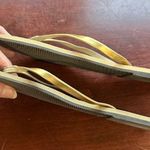 Havaianas Metallic Gold and tan Flip FLops Thongs Flats Size 9/10W Photo 5