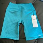 Alo Yoga Seamless High-Waist Ribbed Biker Short Photo 2