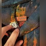 Tucan Tango Rainbow Hand Photo 6