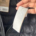 Patagonia  Women's Puffer Jacket New with Tags. Logo embroidered. Size S. Winter Photo 3