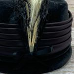 Vintage Velusuede Kamm's Black Velvet Pillbox Hat Feather Accent Photo 2