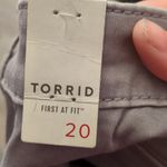 Torrid  Lavender First At Fit 5 Button Closure Shorts Size 20 Photo 5