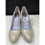 Calvin Klein Women's Tan Patent Pumps/ Shoes Heel 3.25" Size 9.5 SKU 5497 Photo 2