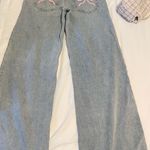 Edikted Bow Pocket Relaxed Jeans Photo 0