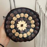 Coconut shell round sling crossbody bag Brown Photo 2