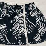 Slazenger  Golf Skort|Size Medium|Color Black & White. Preowned. Photo 4
