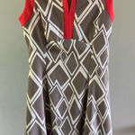 Robbie Bee  Signature Gray White Coral Geometric Poly‎ Blend Knit Dress size 8 Photo 0