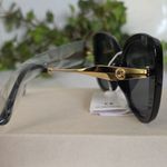Large Black Fashion Sunglasses Photo 3