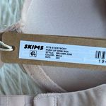 SKIMS  Fits Everybody Push Up Demi Bra Mica Size 34C Photo 7