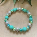 Sea Green & Silver Beaded Bracelet Size 7 inches Photo 0