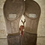 FIONI Clothing Tan Sandals with Sparkling Accents Size 5 Photo 2