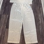 Oscar de la Renta  Two Piece Pajama Set Size large Photo 1