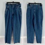 Abercrombie & Fitch Mom Jean Relaxed Fit Medium Wash Jeans Size 27/4 High Rise Photo 1