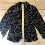 Modcloth  EUC Women's Black and White Floral Blazer 3/4 Sleeve Size S Photo 4