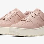 Nike Women’s Air Force 1 Sage Low Pale Pink Suede Size US 11 Photo 0