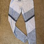 Alo Yoga Leggings Photo 0