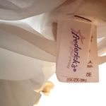 Frederick's of Hollywood  White Sheer Nylon Robe with Belt Photo 6