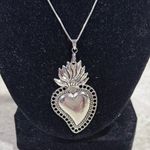 Gorgeous Sacred Heart Pendant and Earring Set Silver Photo 3