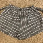 Parachute / Flowy Shorts with Wrapped Tie Gray Size M Photo 1