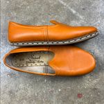 Sabah Leather Slip Photo 3