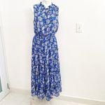 MSK Sleeveless V Photo 3