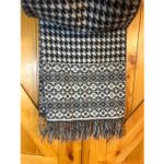 D&Y  Softer Than Cashmere Black White Herringbone Scarf Fringe (5957) Photo 2