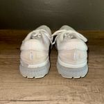 Brooks Women's Glycerin 18 Shoes Photo 3