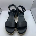Clarks  Womens Kimmei Ivy black leather size 9.5M platform sandals ankle strap Photo 2