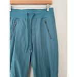 Athleta Trekkie North Crop 23" Jogger in Borealis Green Athletic Sporty Size 4 Photo 3