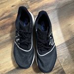 New Balance  Women FuelCell Rebel V3 Running Shoe Black/White Size 11 Photo 2