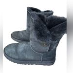 UGG  Bailey Button 5803 Black Women's Boots 9 Photo 0