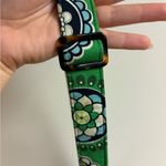 Vera Bradley Cupcakes Green Pattern Large Crossbody Bag 100% cotton Photo 3