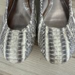 B Makowsky B. Makowsky BMROSE Snakeskin Print Ballet Flats Beige Studded Heel size 6 Photo 3