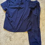 Elle  Scrubs  Photo 0