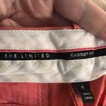 The Limited 🔹 4 for 30  Cassidy Fit Coral Crops size 6 Photo 5