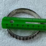 Premier Designs Vintage Bangle Style Silver Color Bracelet Houndstooth Pattern Photo 1