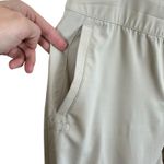 Chico's  Zenergy Golf Light Tan High Rise Lightweight Capri Golf Pants Size XL Photo 2