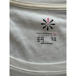 Isaac Mizrahi  women's long sleeve shirt no signs of wear size xxs runs big! Photo 4