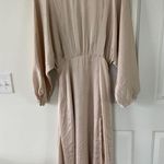 ASTR NWOT the label MARIN DOLMAN SLEEVE MIDI DRESS champagne Photo 2