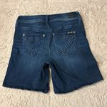 Seven7 Jean shorts 🩳  jeans in size 4 Photo 6