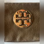 Tory Burch Pebble Leather Wristlet Zip Coin Card Purse Metallic Gold Rare 7”x5” Photo 3