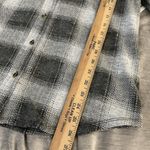Ci Sono  Women’s Flannel Button Up Longsleeve Shirt Medium M gray plaid NWT soft Photo 8