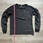 Lucy Quilted Charcoal Gray Activewear Athletic Yoga Sweatshirt Size M Size M Photo 5