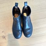 Madewell  Dani Chelsea Black Leather Lugsole Ankle Platform Boots Sz 8.5 Photo 6