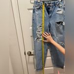 American Eagle  Distressed Mom Boyfriend Dad Baggy Denim Jeans 4 High Rise Photo 6