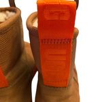 UGG  Classic Tech Mini SIZE 6 Photo 4