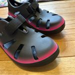 OOFOS Oocandoo Slip On Recovery Shoes Women’s 8 Black Pink Photo 2