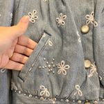 Marc Jacobs Stud Broderie Anglaise Daisy Embroidered Denim Jacket Size XS Photo 6